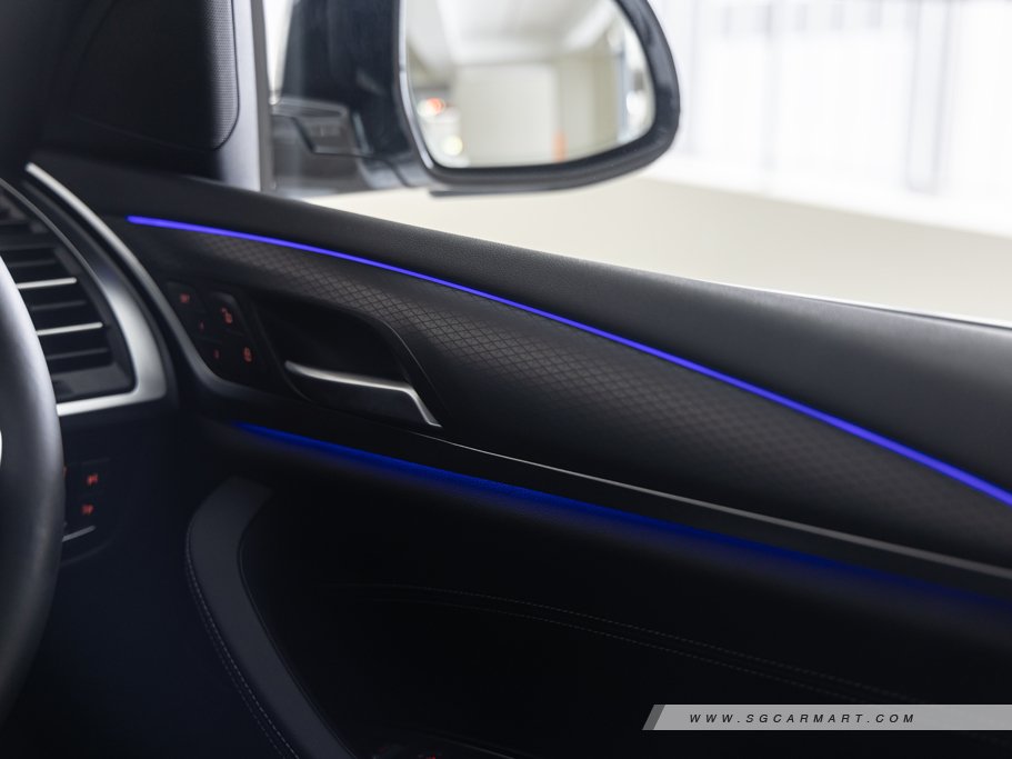 https://i.i-sgcm.com/new_cars/cars/21493/21493_g18