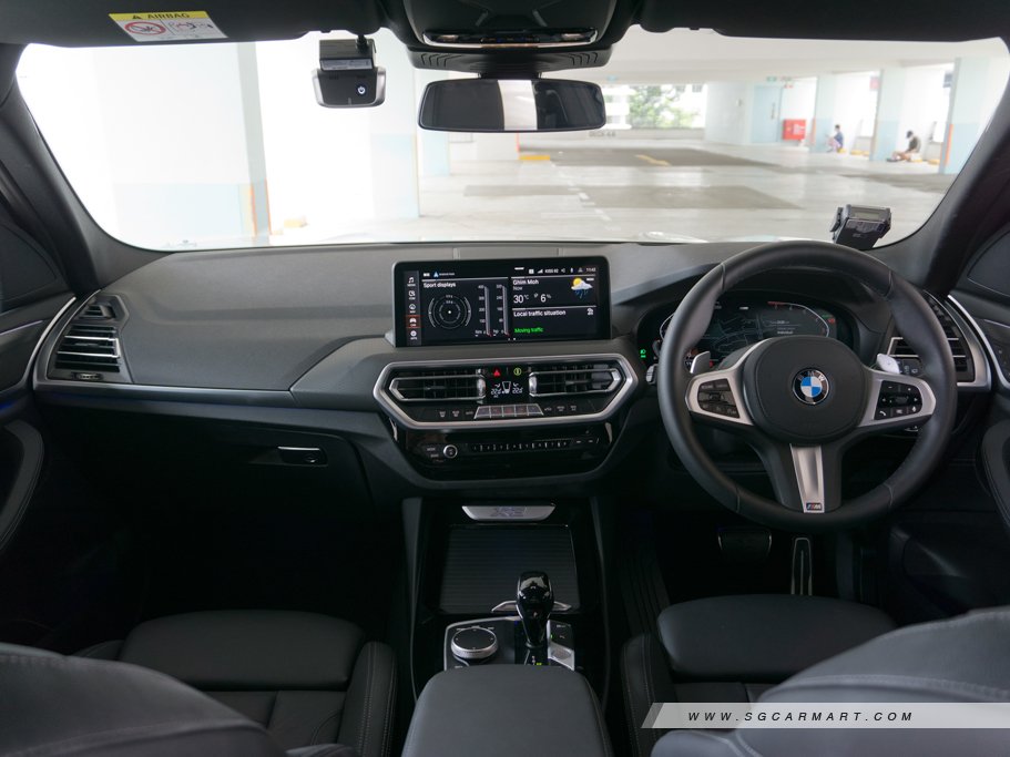 https://i.i-sgcm.com/new_cars/cars/21493/21493_g37