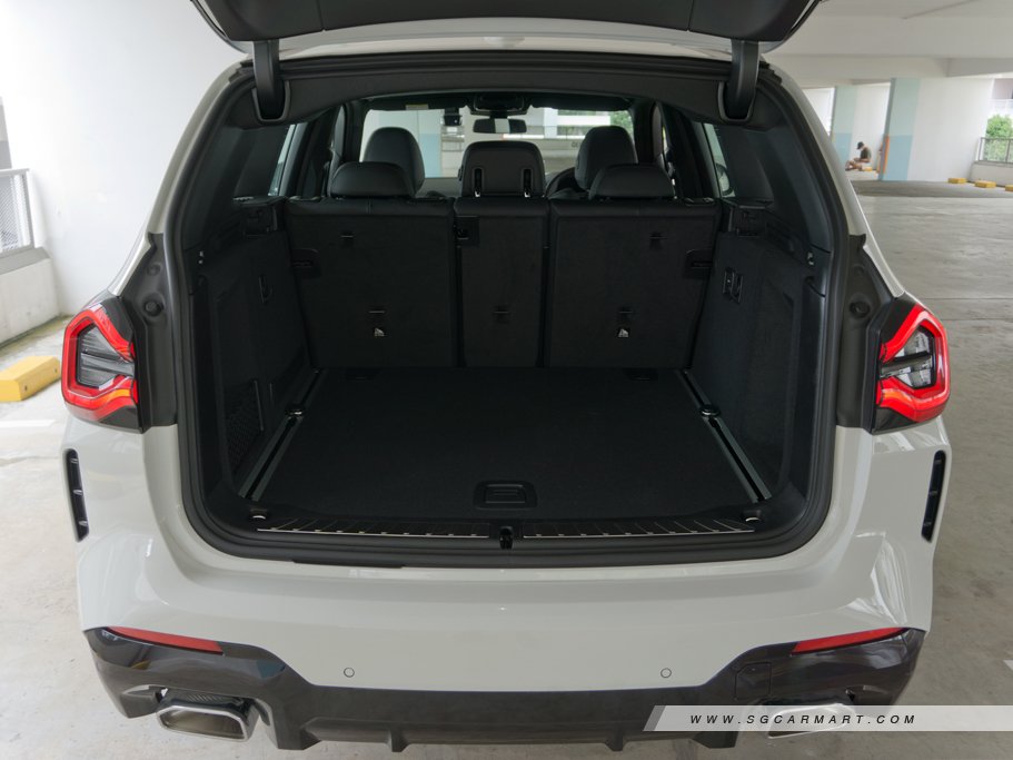https://i.i-sgcm.com/new_cars/cars/21493/21493_g68