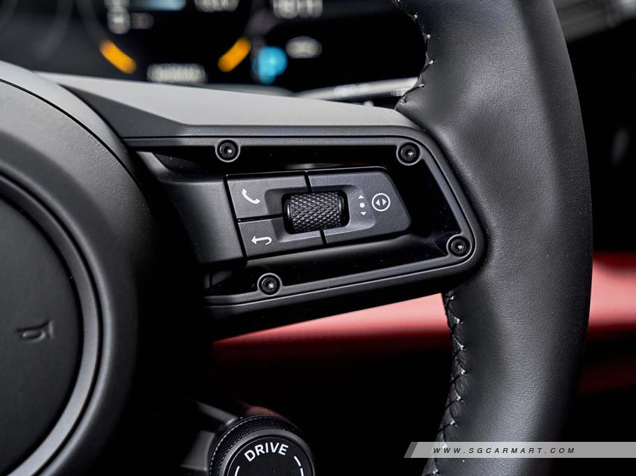 https://i.i-sgcm.com/new_cars/cars/21497/21497_g27