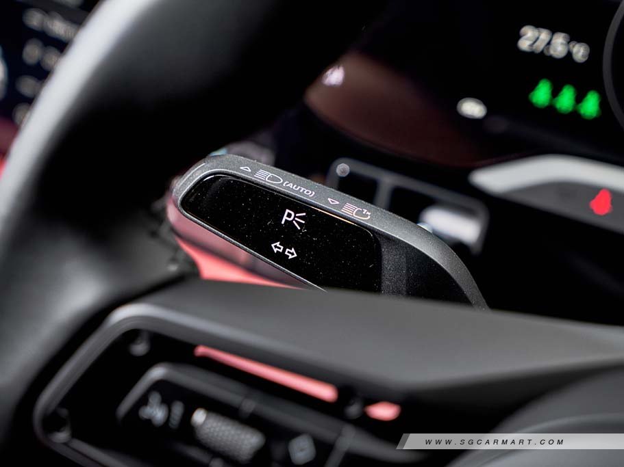 https://i.i-sgcm.com/new_cars/cars/21497/21497_g30