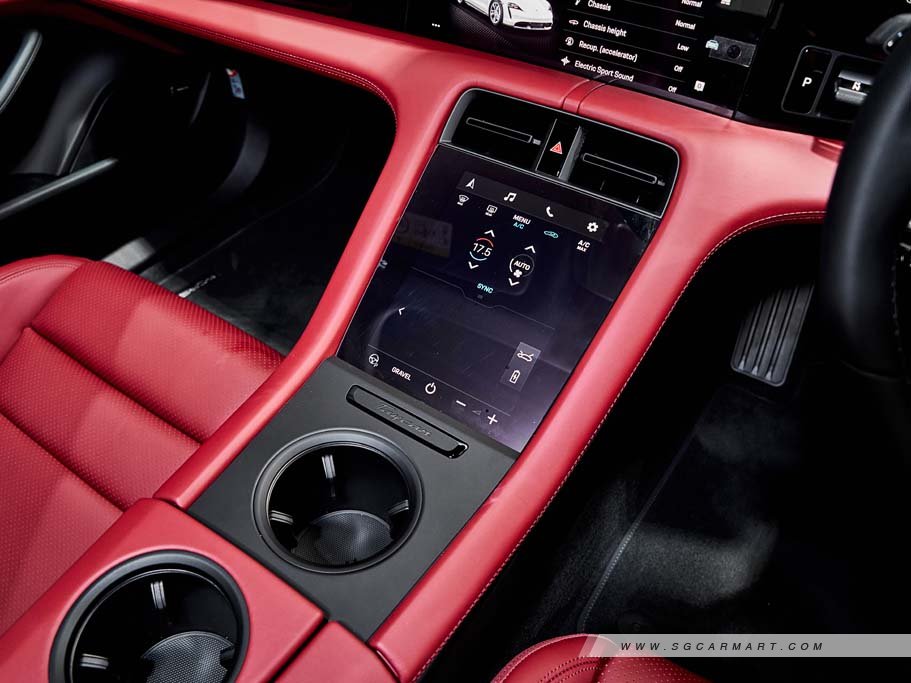 https://i.i-sgcm.com/new_cars/cars/21497/21497_g40