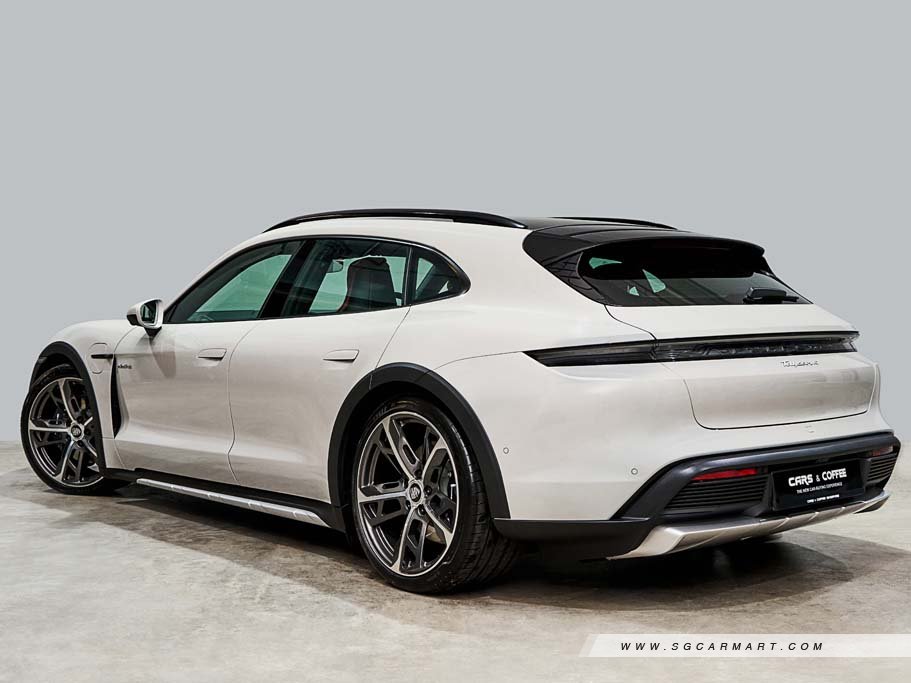 https://i.i-sgcm.com/new_cars/cars/21497/21497_g4