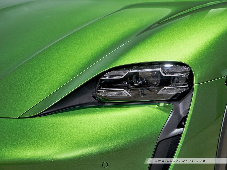 https://i.i-sgcm.com/new_cars/cars/21497/21497_g62