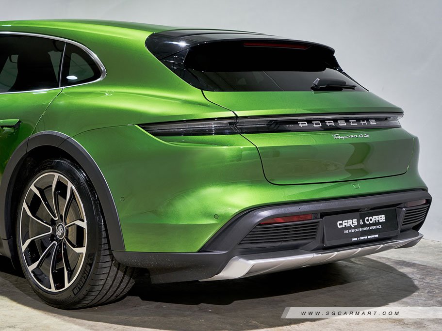 https://i.i-sgcm.com/new_cars/cars/21497/21497_g69