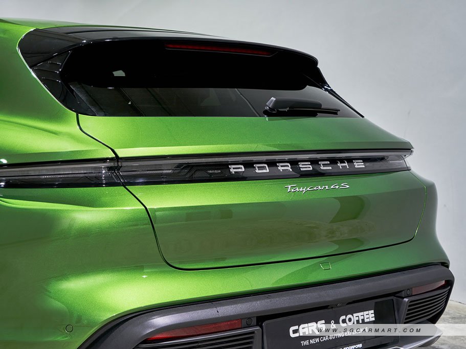 https://i.i-sgcm.com/new_cars/cars/21497/21497_g70