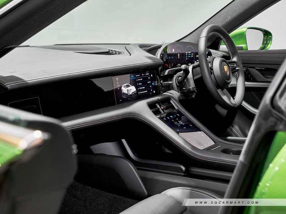 https://i.i-sgcm.com/new_cars/cars/21497/21497_g75