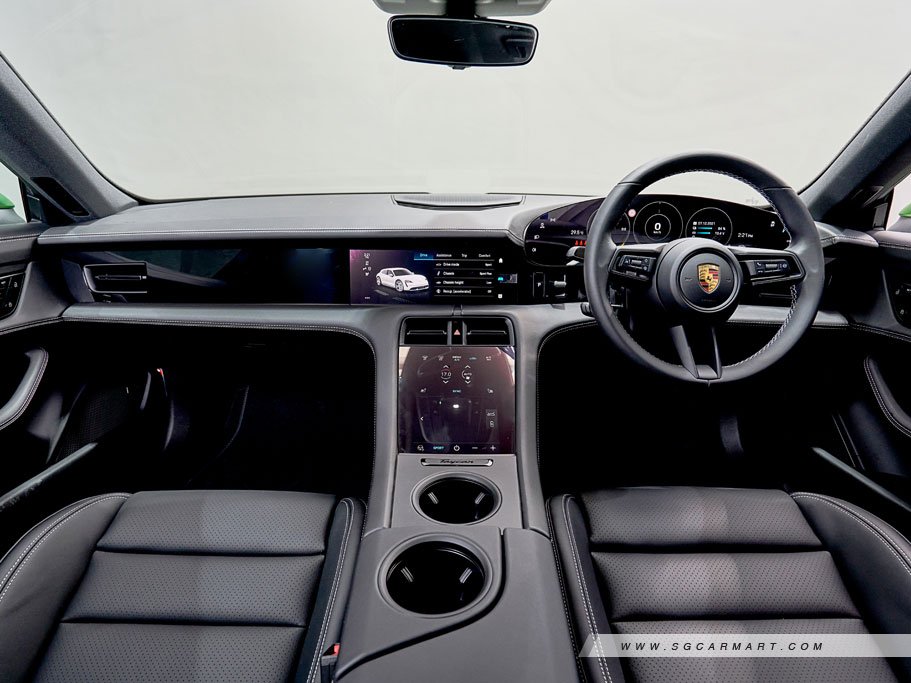 https://i.i-sgcm.com/new_cars/cars/21497/21497_g78