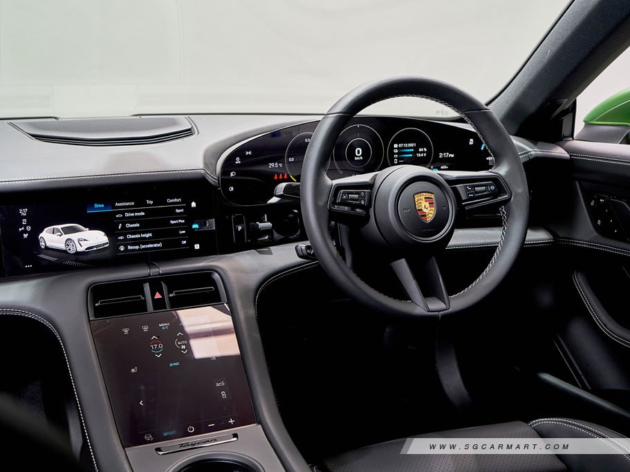 https://i.i-sgcm.com/new_cars/cars/21497/21497_g79