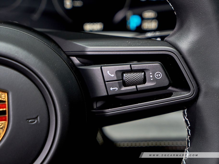 https://i.i-sgcm.com/new_cars/cars/21497/21497_g84