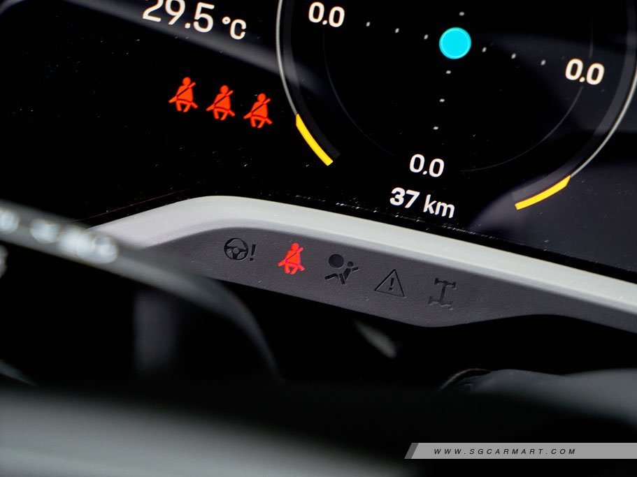https://i.i-sgcm.com/new_cars/cars/21497/21497_g88
