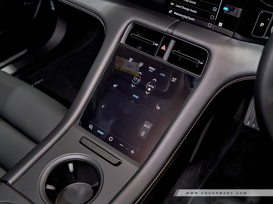 https://i.i-sgcm.com/new_cars/cars/21497/21497_g92