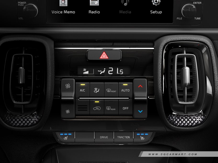 https://i.i-sgcm.com/new_cars/cars/21502/21502_g20