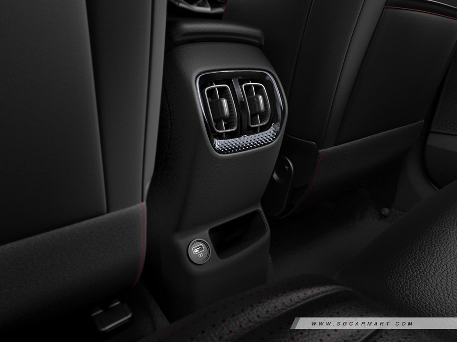 https://i.i-sgcm.com/new_cars/cars/21502/21502_g22