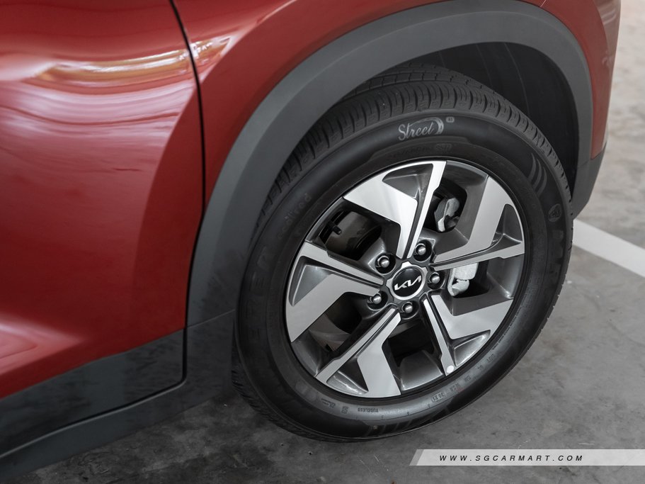 https://i.i-sgcm.com/new_cars/cars/21502/21502_g46