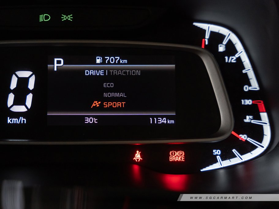 https://i.i-sgcm.com/new_cars/cars/21502/21502_g51