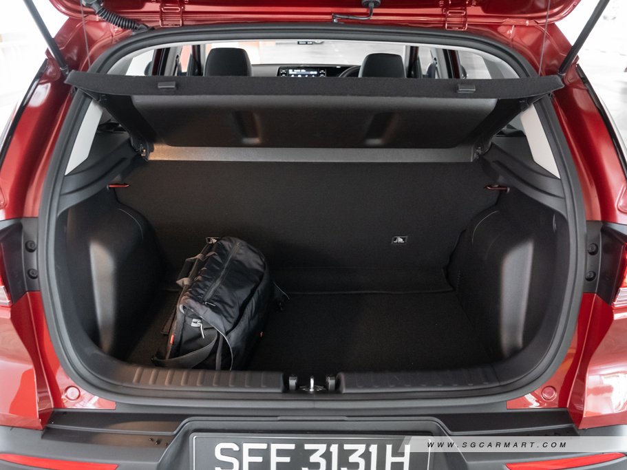 https://i.i-sgcm.com/new_cars/cars/21502/21502_g71