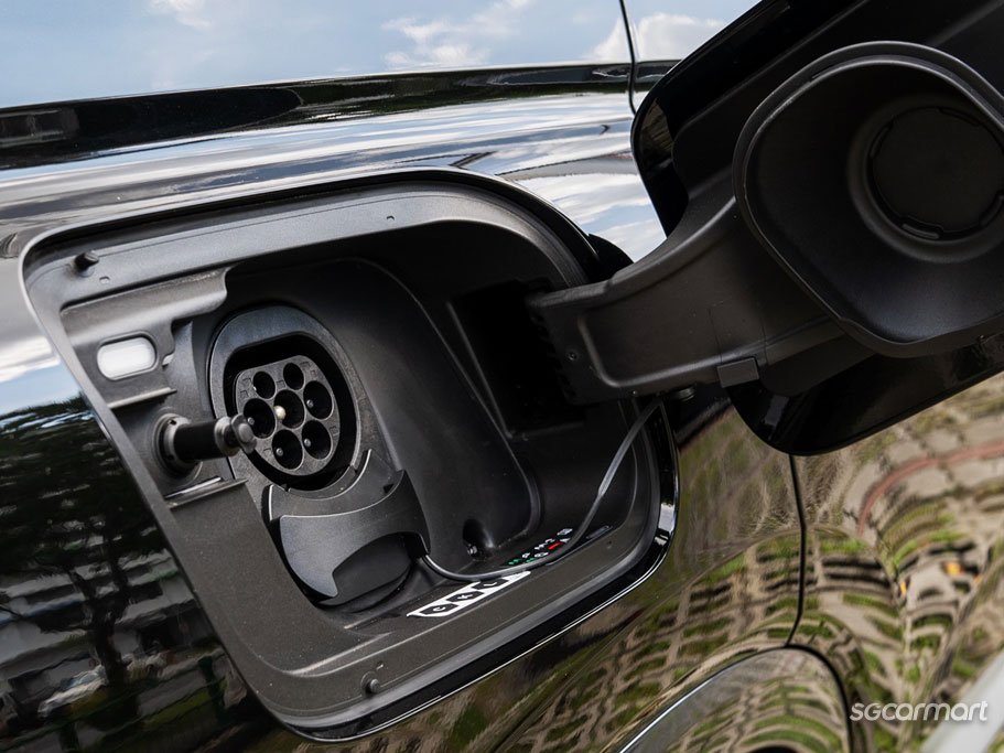 https://i.i-sgcm.com/new_cars/cars/21503/21503_g21