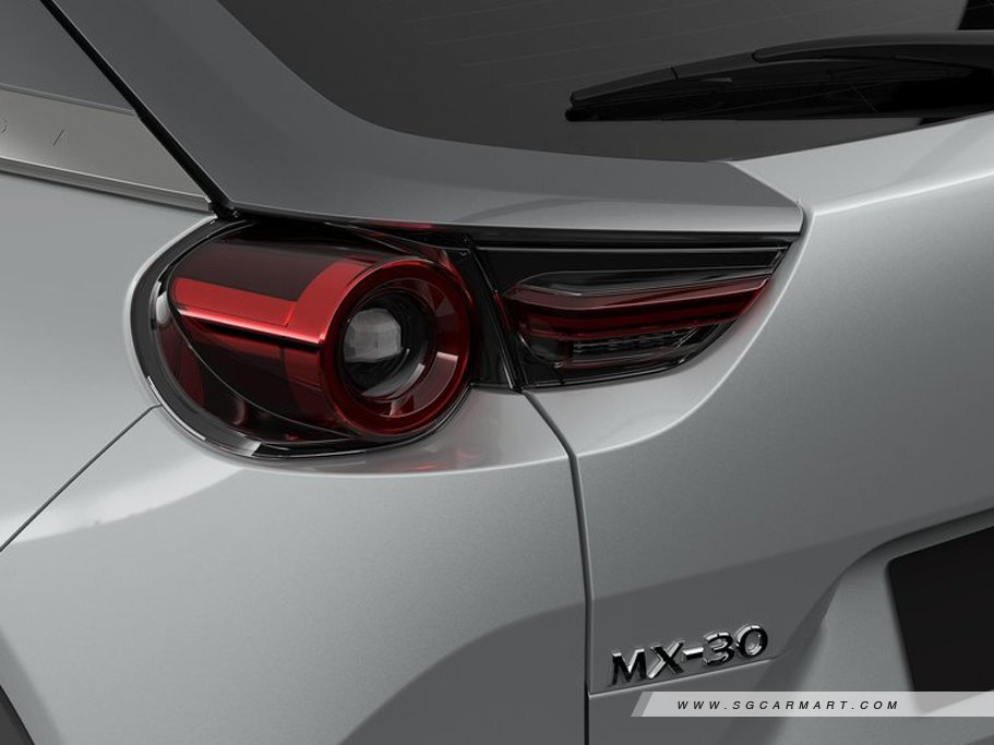 https://i.i-sgcm.com/new_cars/cars/21504/21504_g13