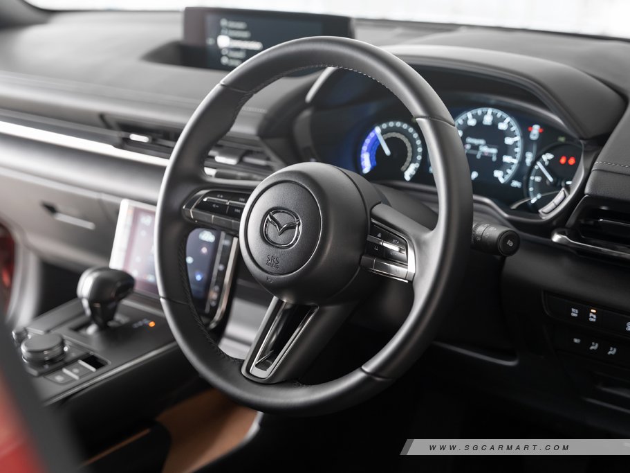 https://i.i-sgcm.com/new_cars/cars/21504/21504_g31