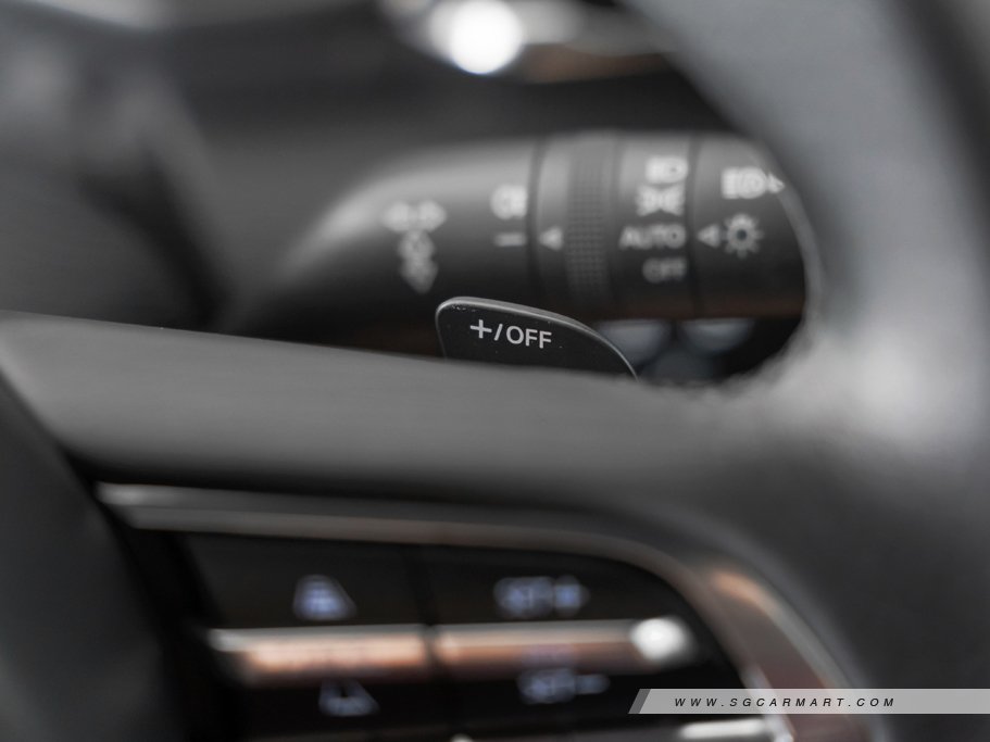 https://i.i-sgcm.com/new_cars/cars/21504/21504_g34