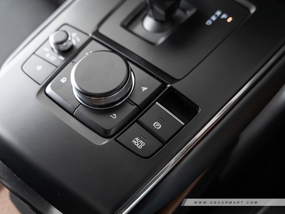 https://i.i-sgcm.com/new_cars/cars/21504/21504_g44