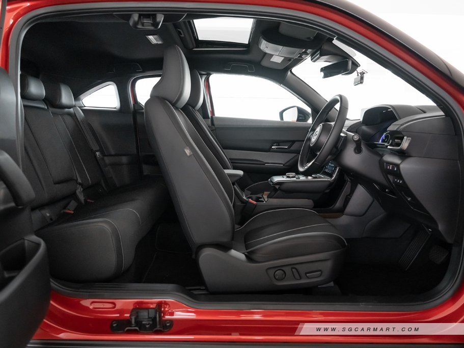 https://i.i-sgcm.com/new_cars/cars/21504/21504_g51