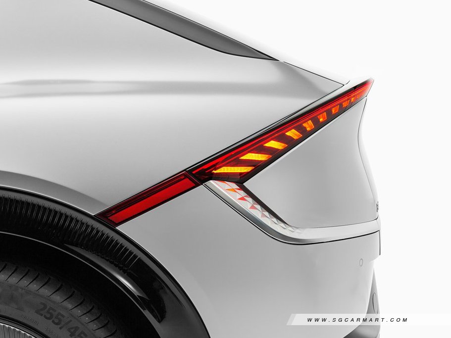 https://i.i-sgcm.com/new_cars/cars/21505/21505_g14