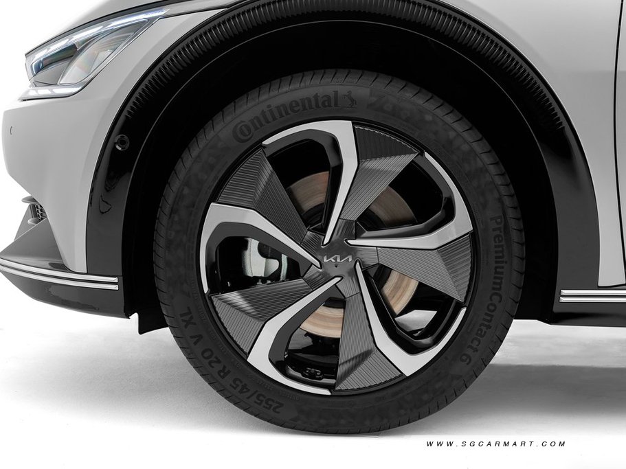 https://i.i-sgcm.com/new_cars/cars/21505/21505_g16