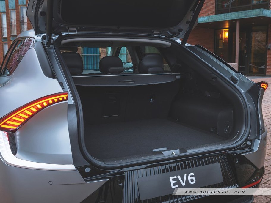 https://i.i-sgcm.com/new_cars/cars/21505/21505_g23