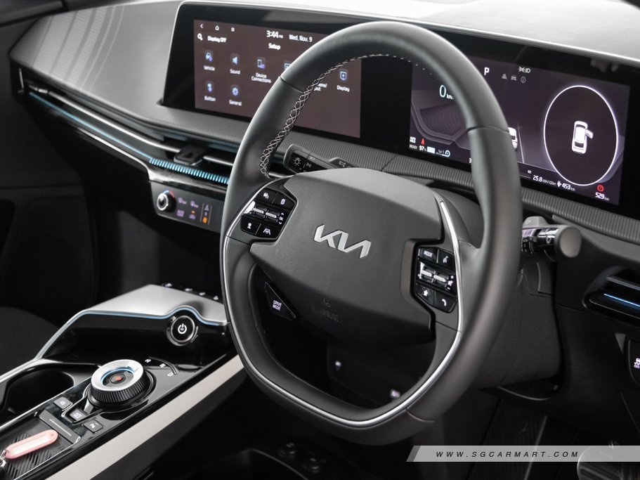 https://i.i-sgcm.com/new_cars/cars/21505/21505_g43