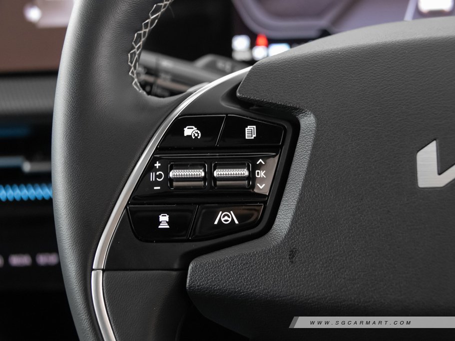 https://i.i-sgcm.com/new_cars/cars/21505/21505_g46