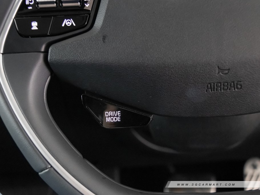 https://i.i-sgcm.com/new_cars/cars/21505/21505_g47