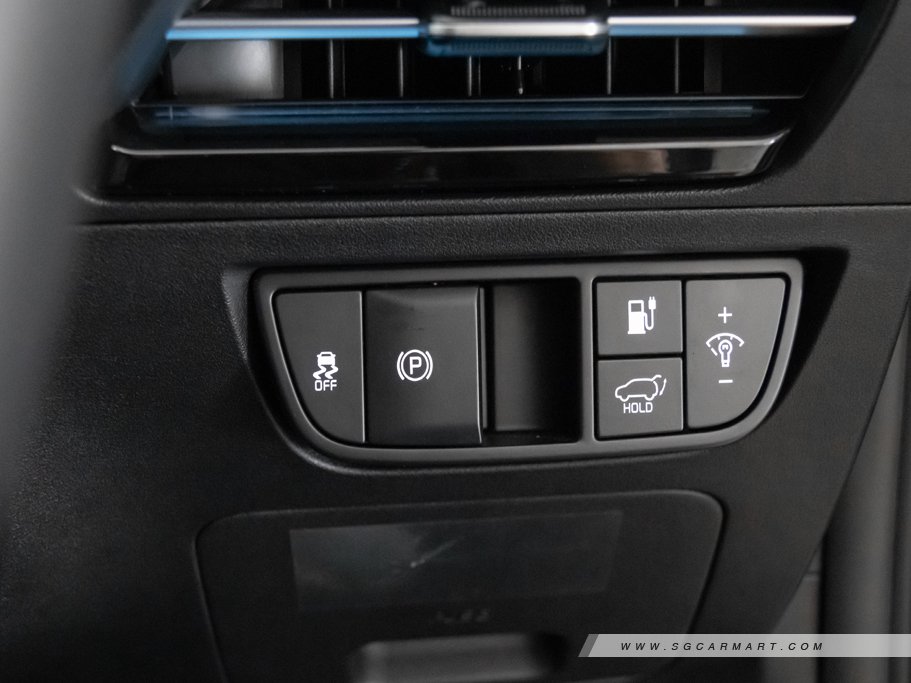 https://i.i-sgcm.com/new_cars/cars/21505/21505_g49