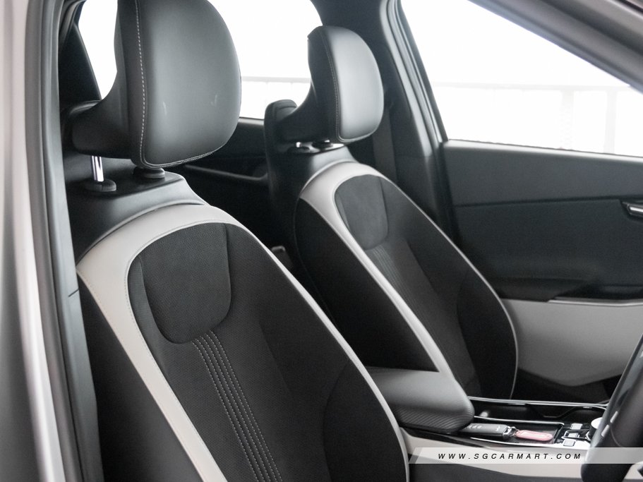 https://i.i-sgcm.com/new_cars/cars/21505/21505_g54