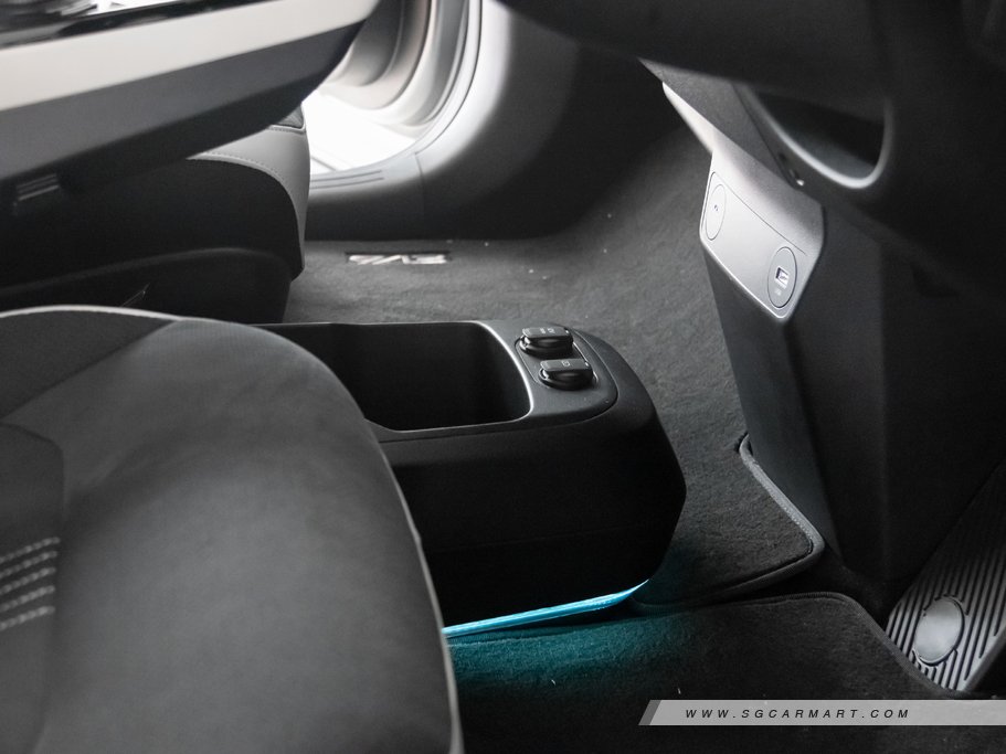 https://i.i-sgcm.com/new_cars/cars/21505/21505_g55