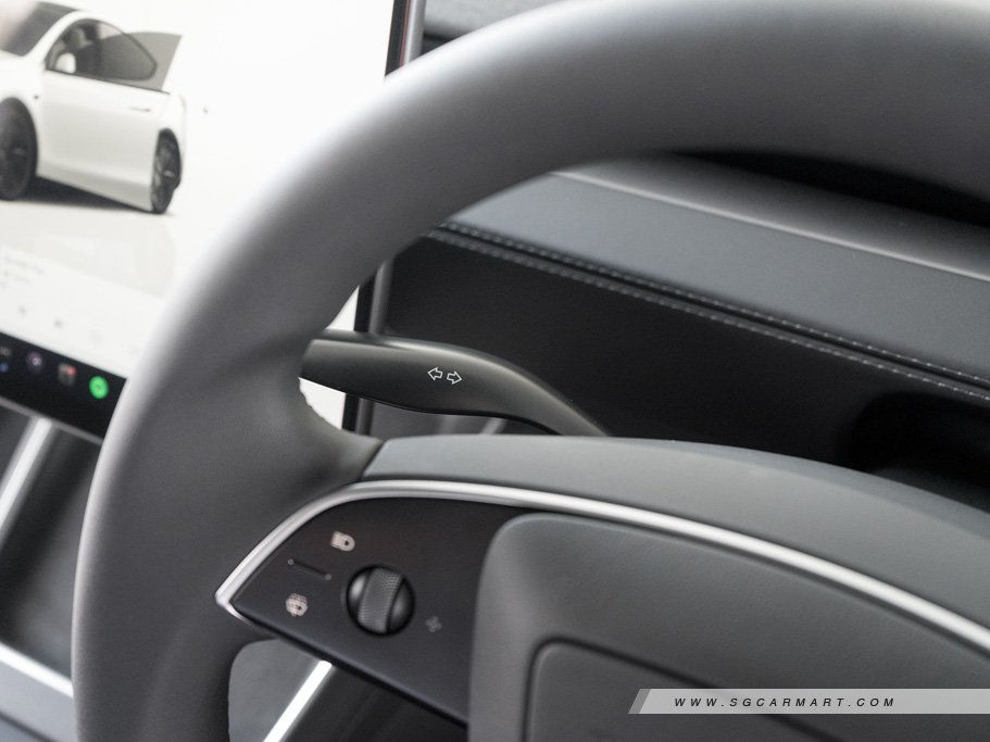 https://i.i-sgcm.com/new_cars/cars/21506/21506_g71