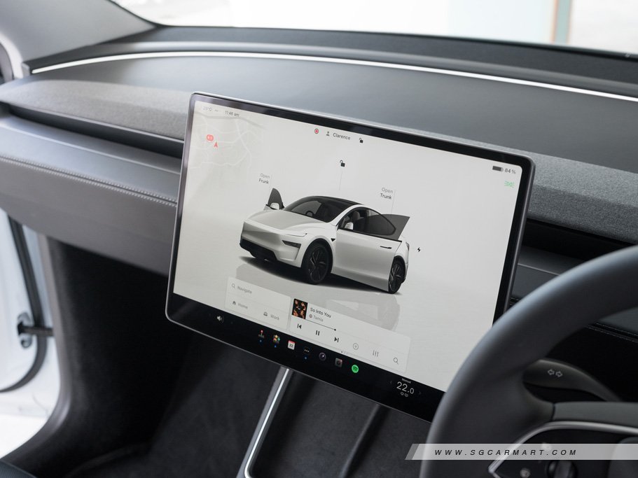 https://i.i-sgcm.com/new_cars/cars/21506/21506_g73