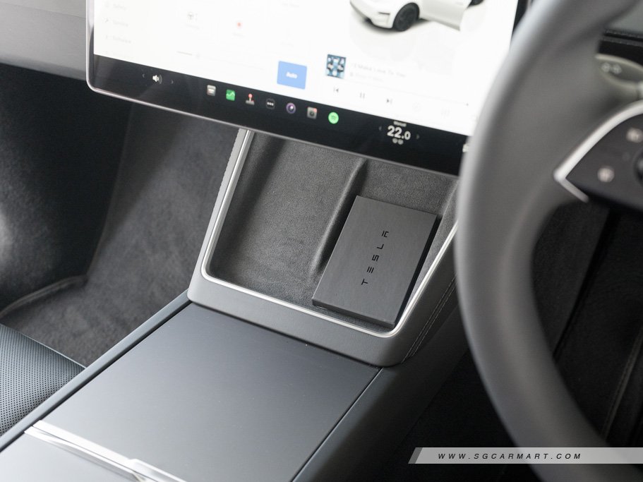 https://i.i-sgcm.com/new_cars/cars/21506/21506_g75