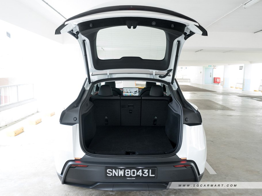 https://i.i-sgcm.com/new_cars/cars/21506/21506_g84