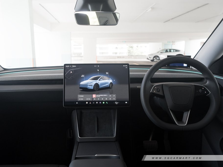 https://i.i-sgcm.com/new_cars/cars/21506/21506_g95