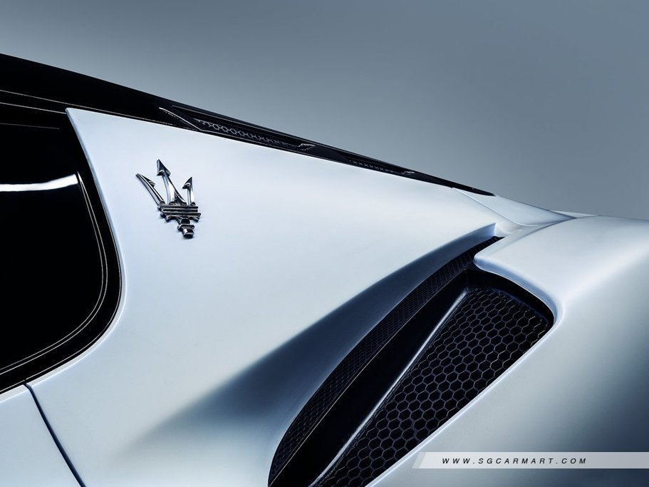 https://i.i-sgcm.com/new_cars/cars/21509/21509_g12