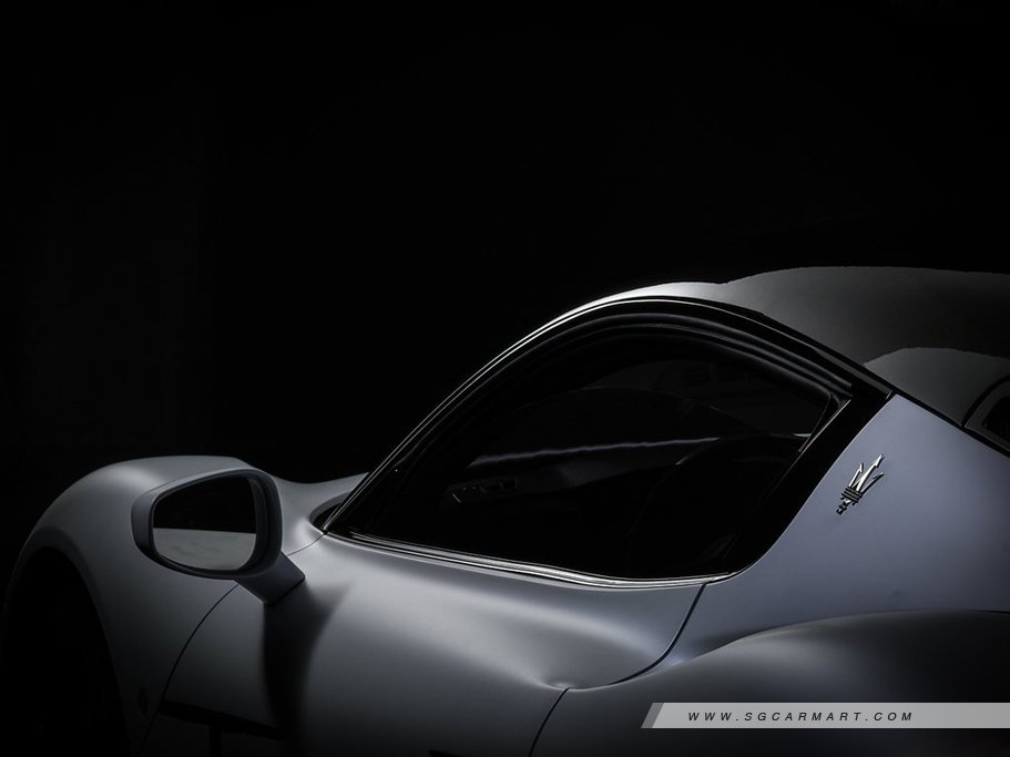 https://i.i-sgcm.com/new_cars/cars/21509/21509_g15