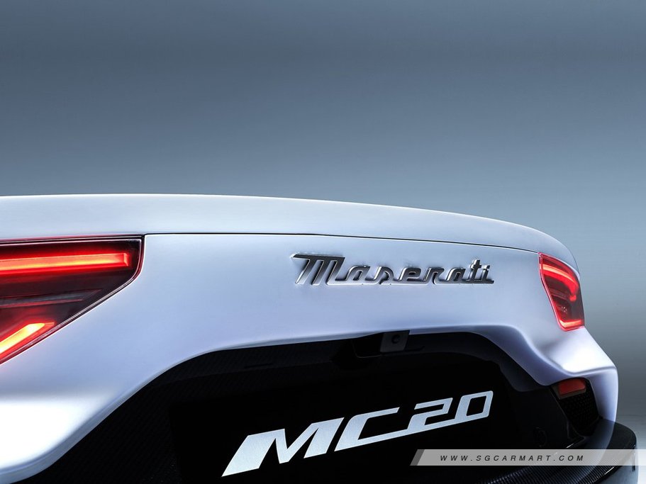 https://i.i-sgcm.com/new_cars/cars/21509/21509_g18