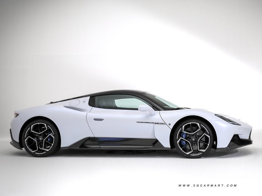 https://i.i-sgcm.com/new_cars/cars/21509/21509_g2