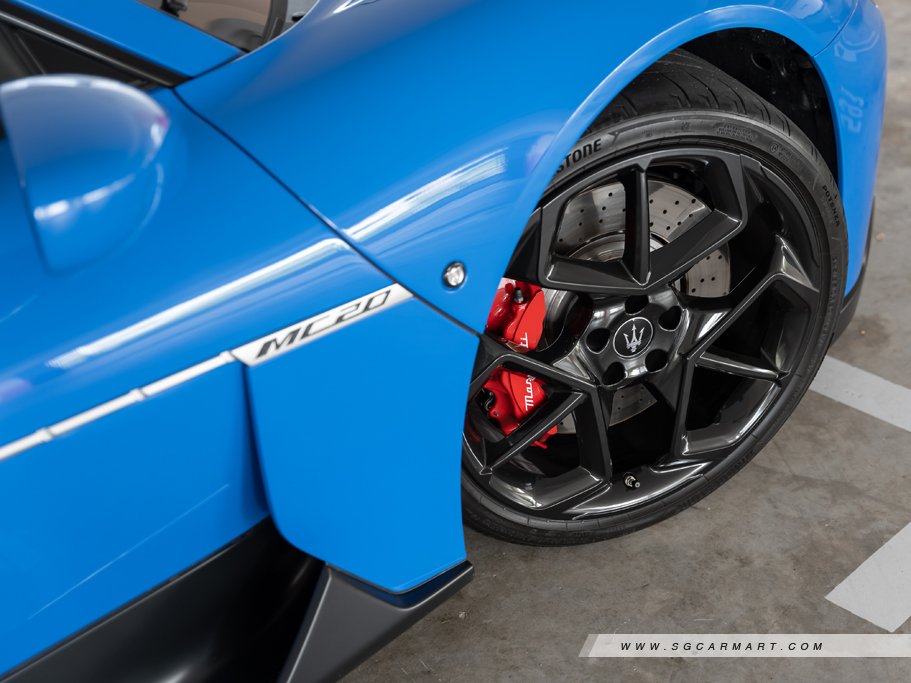https://i.i-sgcm.com/new_cars/cars/21509/21509_g41