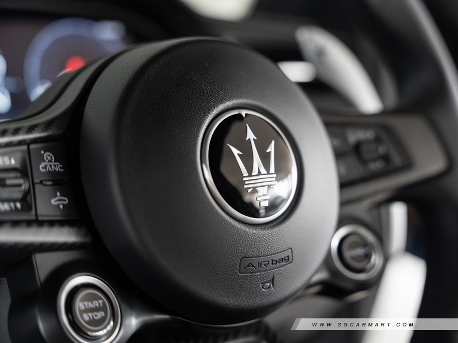 https://i.i-sgcm.com/new_cars/cars/21509/21509_g63