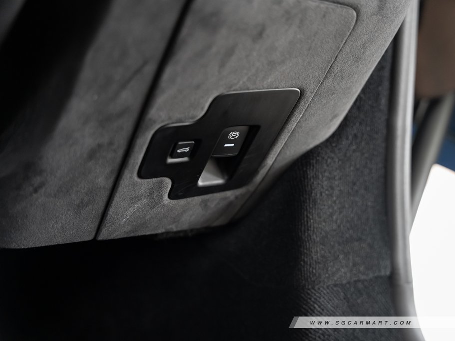 https://i.i-sgcm.com/new_cars/cars/21509/21509_g81