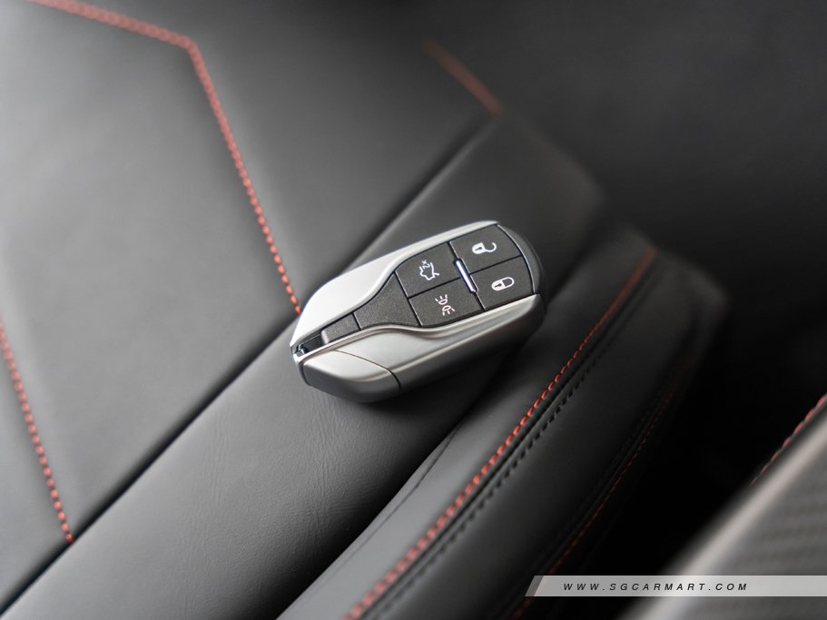 https://i.i-sgcm.com/new_cars/cars/21509/21509_g84