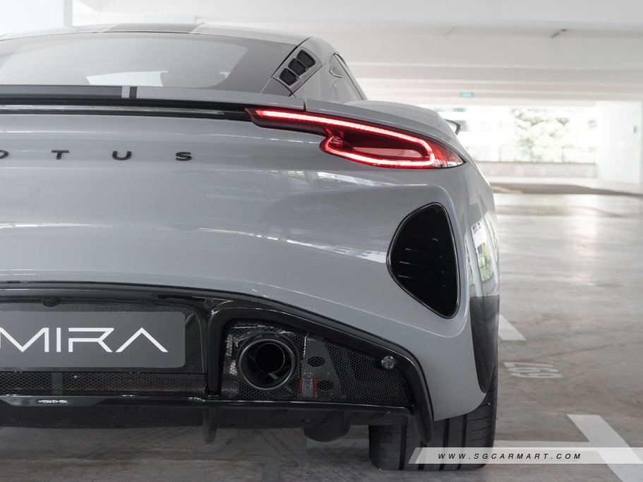 https://i.i-sgcm.com/new_cars/cars/21512/21512_g52